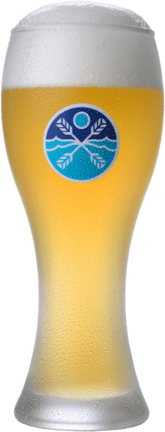 tall beer glass with vermillion weiss medallion